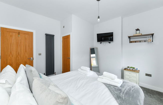 Long Eaton Modern 4bed House - Foto 10