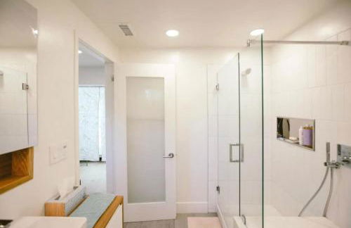 Private and Quiet Los Feliz Guest Suite with VIEWS - Foto 16