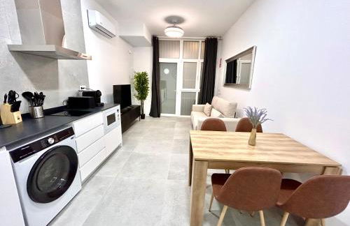 Valencia Comfort Stay Near Metro, 2 Bed, 1 Bath - Foto 1