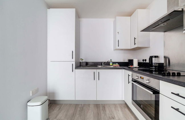 Riverside Retreat Modern Flat in Brentford - Foto 7