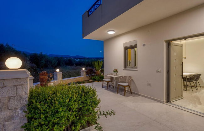 Adore White Natural Retreat by Estia - Photo 14