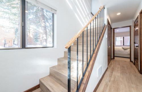 Snowflower 12 - Photo 3