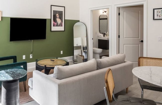 Sosuite 1BR Apt w W/d, Desk Alcove - Photo 9