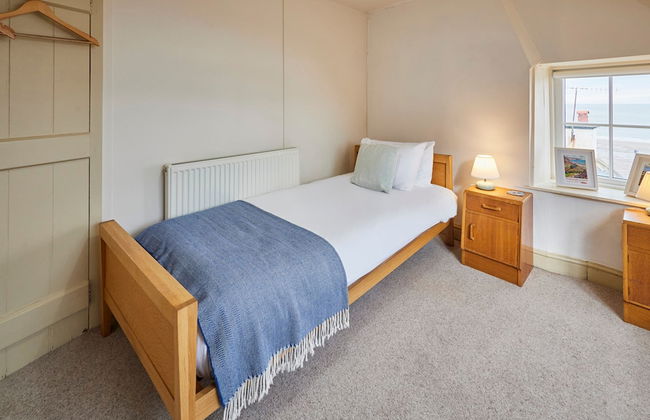 Host Stay Beachside Cottage - Photo 16