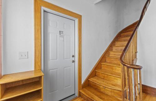 17-19Cozy&Spacious 6BR home in Malden with window AC and free parking - Foto 40