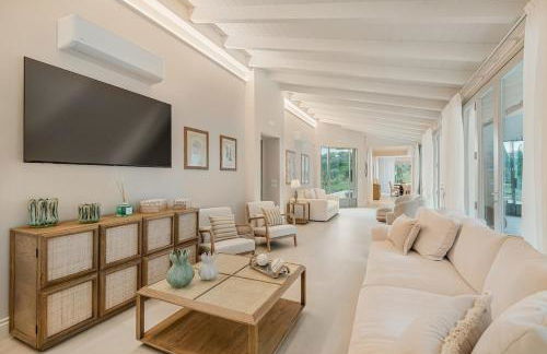 GOLDEN LUXE - Diamond in the Hills piscina privata e vasca idromassaggio - Foto 1