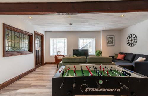 Madison House - Converted Church 5 Bed Pontypool - Photo 11