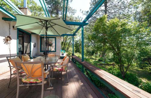 On 10 Acres! Serene Nevada City Retreat w/ Hot Tub - Foto 3