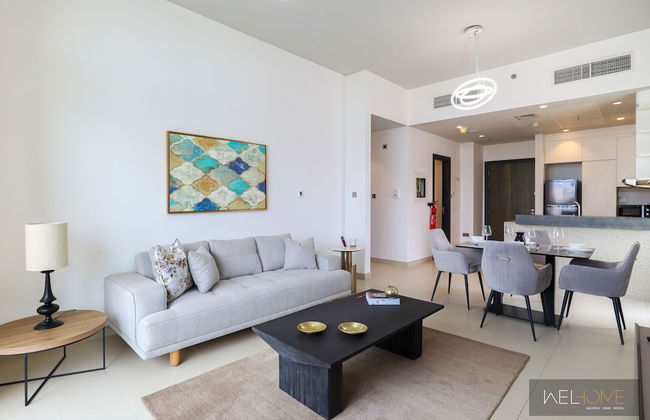 WelHome - Prime 1BR Apartment at Oia Residence - Photo 14