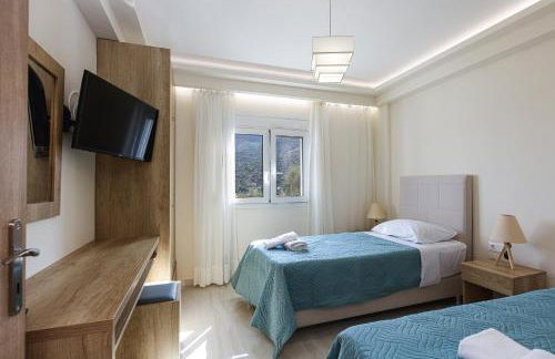 Family Villa Basilicata Gloria with Private Heated Pool, BBQ & Kid's Play Area - Foto 44