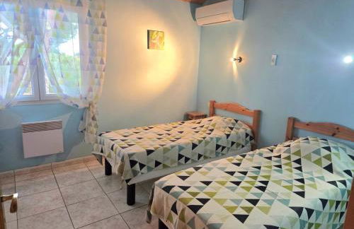 Logement au Mas de la Couloumine Gîte Le Madeloc - Foto 14