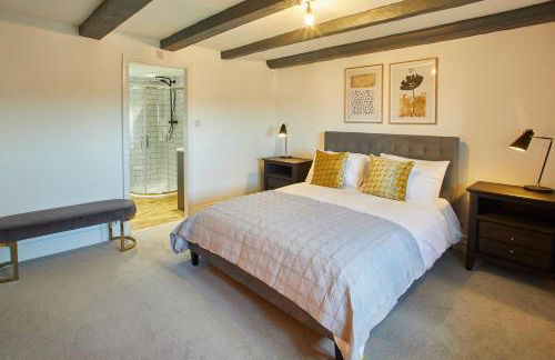 Host & Stay - The Coach House - Photo 6