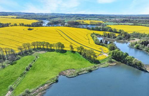 GUT KLETKAMP "Försterei" - Freistehendes Backsteinhaus mit 4 Schlafzimmern ruhig am Waldrand gelegen I Kamin I Garten & Terrasse I 15 Min zur Ostsee I 3 Bäder I Küche I Parkplatz I WLAN - Foto 24
