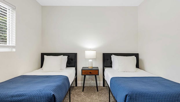 Pool, Hot Tub & Outdoor Lounge Near Beaches & Downtown Bridge - Foto 2, Habitación