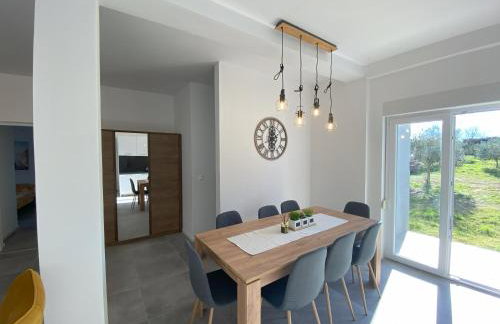 Villa Dolce Vita Biograd na Moru with Private Swimming Pool Minutes from the Adriatic Sea - Foto 3