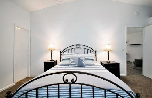 The Tulip Tree House - Photo 22