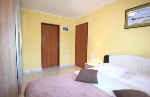 Lovable Apartment, Pool With Deckchairs, Fenced Garden With Grill, Wifi and Airco - Foto 24