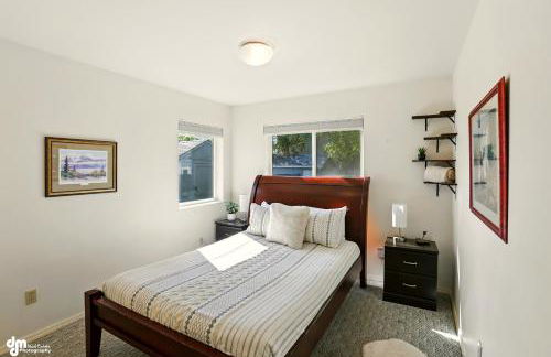 Coastal Place - BEST location in Downtown! - Photo 17