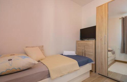 Beautiful Home In Krivodol With Wifi - Foto 16