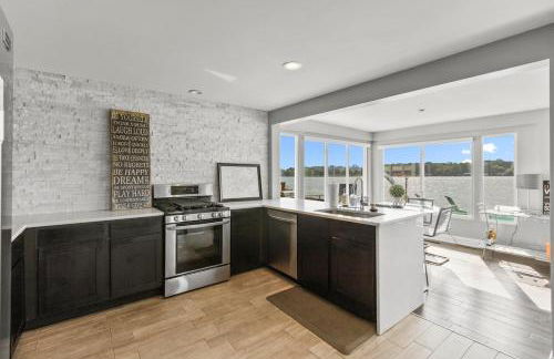 Grand Horizon St Clair Riverfront Oasis - Foto 9