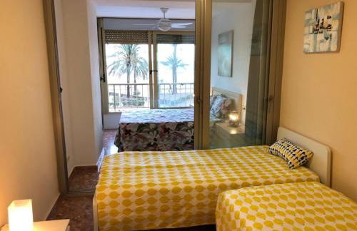 Apartamento ARENSOL EN PRIMERA LINEA DE PLAYA - Foto 8