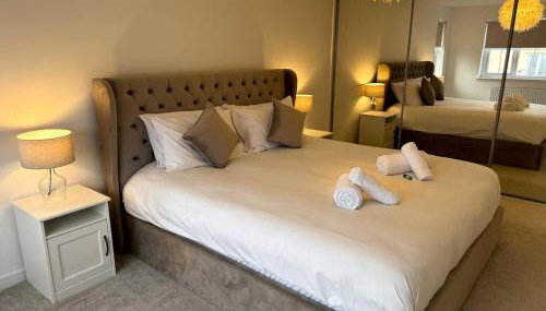 Luxury 4BR Detached Exec Home - Foto 5