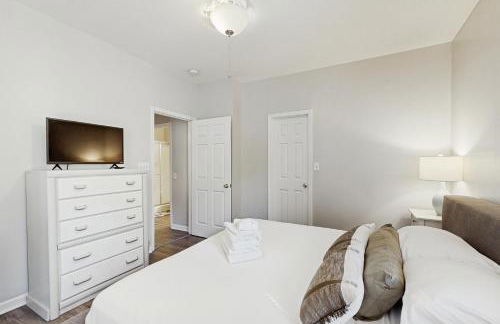 1600 Long Grove - Photo 17