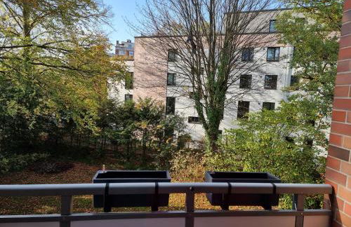 have-a-nice-Stay - nahe Bahnhof - 20 Minuten nach Hamburg - trotzdem ruhig gelegen - 6 Minuten zu Fuß ins Zentrum Ahrensburg - modern eingerichtet - Foto 15