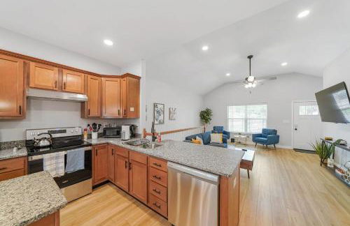 3BR 2BA Home with King Queen & Twin Beds - Foto 52