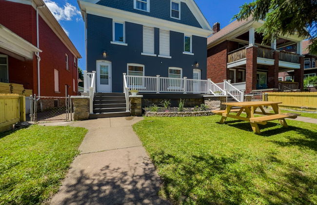 Texas Hold-em Duplex- 3BR Free Parking - Foto 19