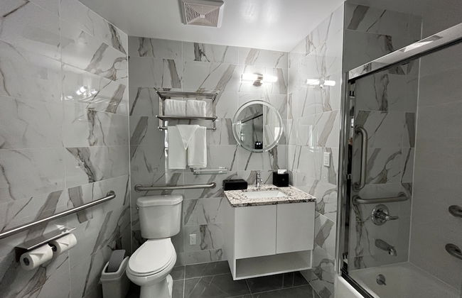 Starlight Hotel - Photo 18