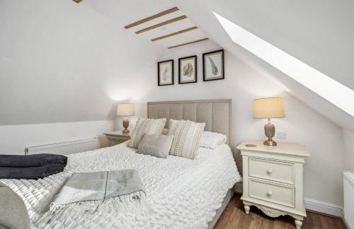 Countryside Barn with Hot Tub in New Forest - Foto 3