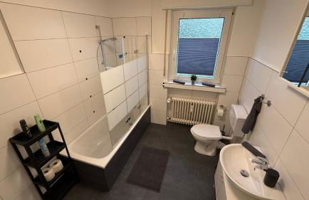 GNA02 - Zeitgemäße Apartments mit modernen Küchen, Balkon & Parkplatz - Foto 44