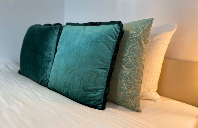 Luxury 2BR 2BA Near Fashion District by Oneluxstay - Foto 58