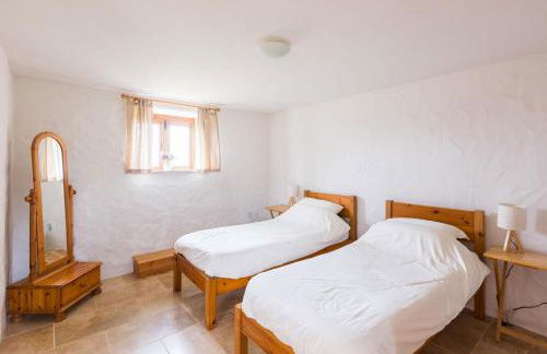 The Workshop- Eco Cottage by the Coastal Path - Photo 14