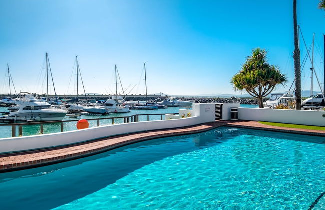 Aqua Views at the Waterclub in Cape Town - Photo 38