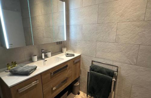 Appartement entièrement rénové avec Terrasse - Foto 9