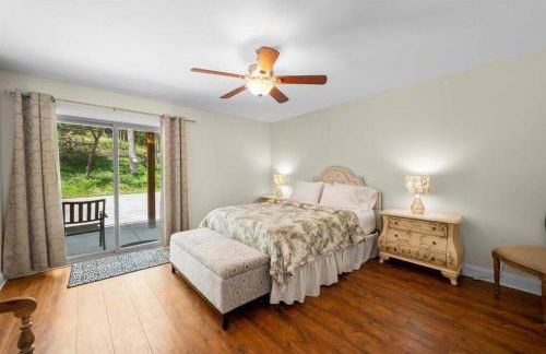 River Edge Chalet - Foto 18