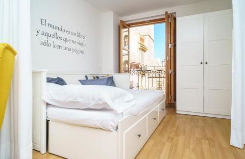 Valencia Home - Photo 65