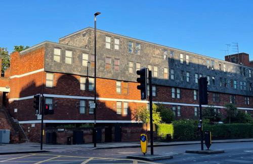 Amazing apartment central London near tube station - Photo 8