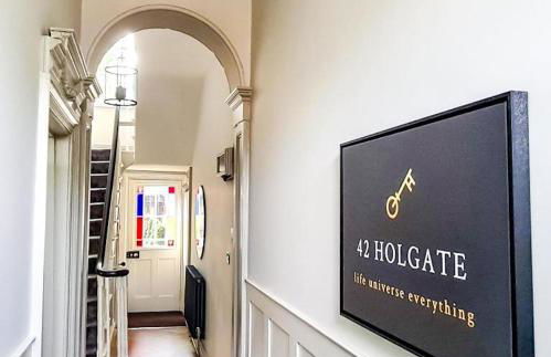 42 is the Answer- Stunning York townhouse appearing on TV Holiday Home Show - Foto 30