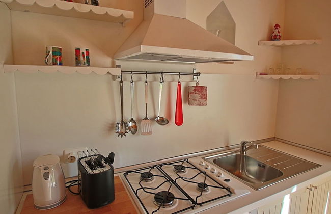 Cottage in Montelabbate With Pool & Forest - Foto 8