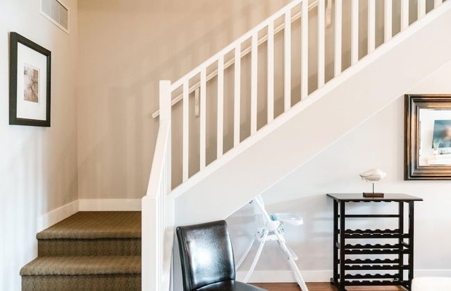 Lakefront Pool Side Townhouse -barona Beach - Photo 12