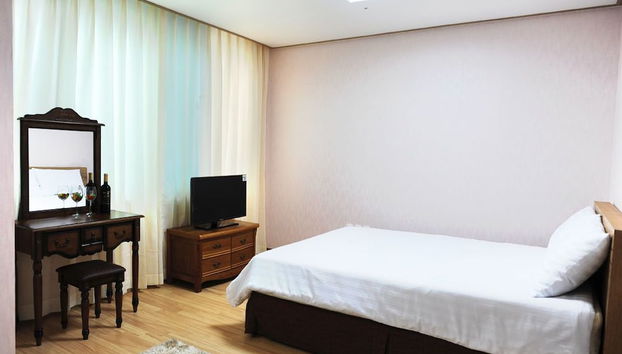 SEOM Story Pension - Foto 2, Habitación