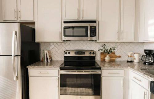 Boulevard Stays Midtown 1BR Pool Gym Parking 01 - Foto 9