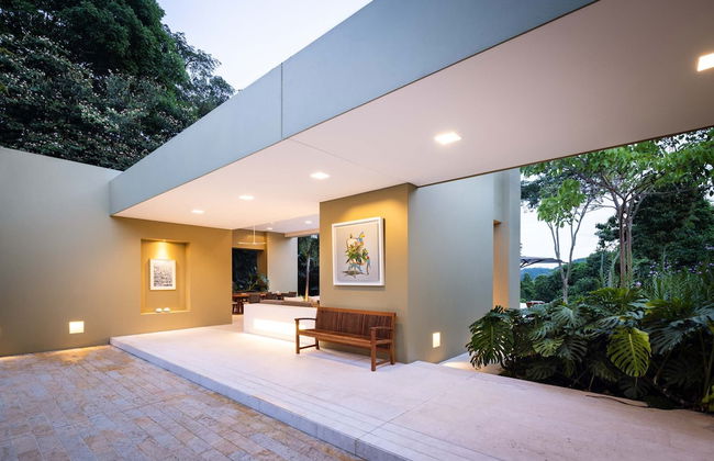 w Amazing 4BR Villa at Mesa de Yeguas - Photo 23