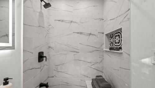 Newly Renovated Home- Sailboat Bend - Walk to Las Olas - 4 Miles to Beach - Foto 4