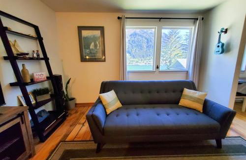 Ocean & Mountain View Home, near Downtown Juneau - Foto 16