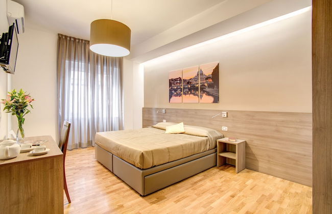 Vatican Rooms Cipro - Foto 13