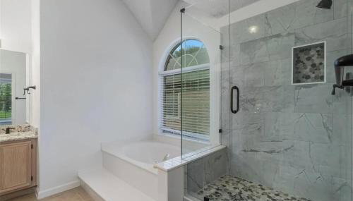 Bright and Cozy 4B Retreat in Frisco - Photo 4